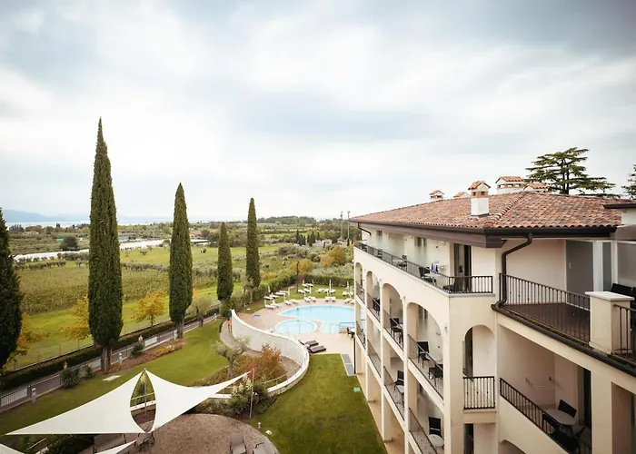 Hotel: Villa Luisa Resort & Luxury Apartments